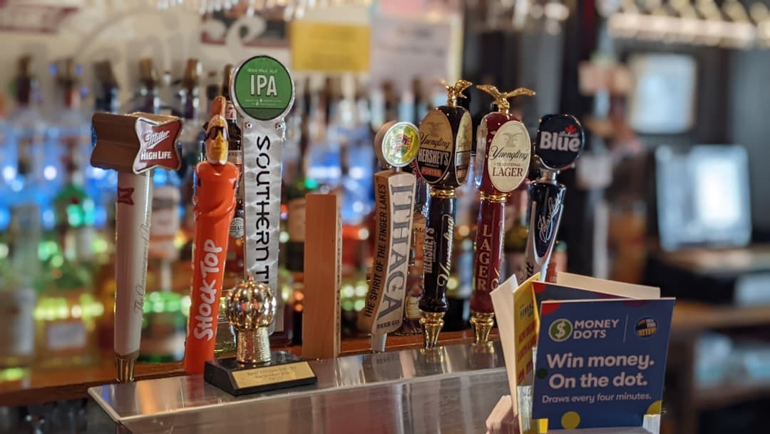 The 5 Types of Pub Goers: Which One Are You? - Image 1