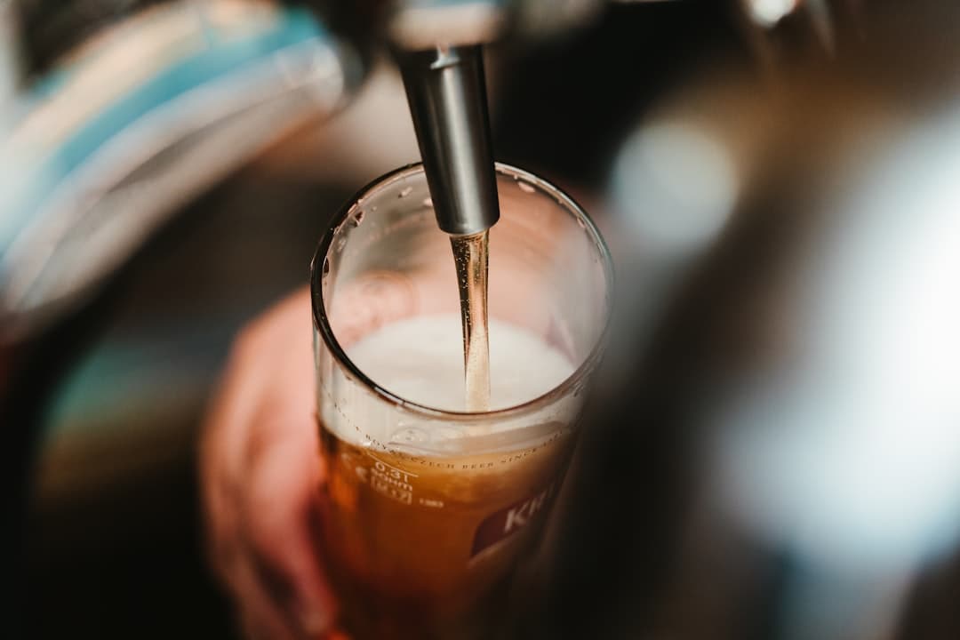 The Art of the Perfect Serve: Elevating Your Drink in UK Bars